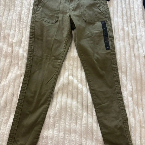 Banana Republic Olive Green Skinny Pants NWT - Picture 1 of 5
